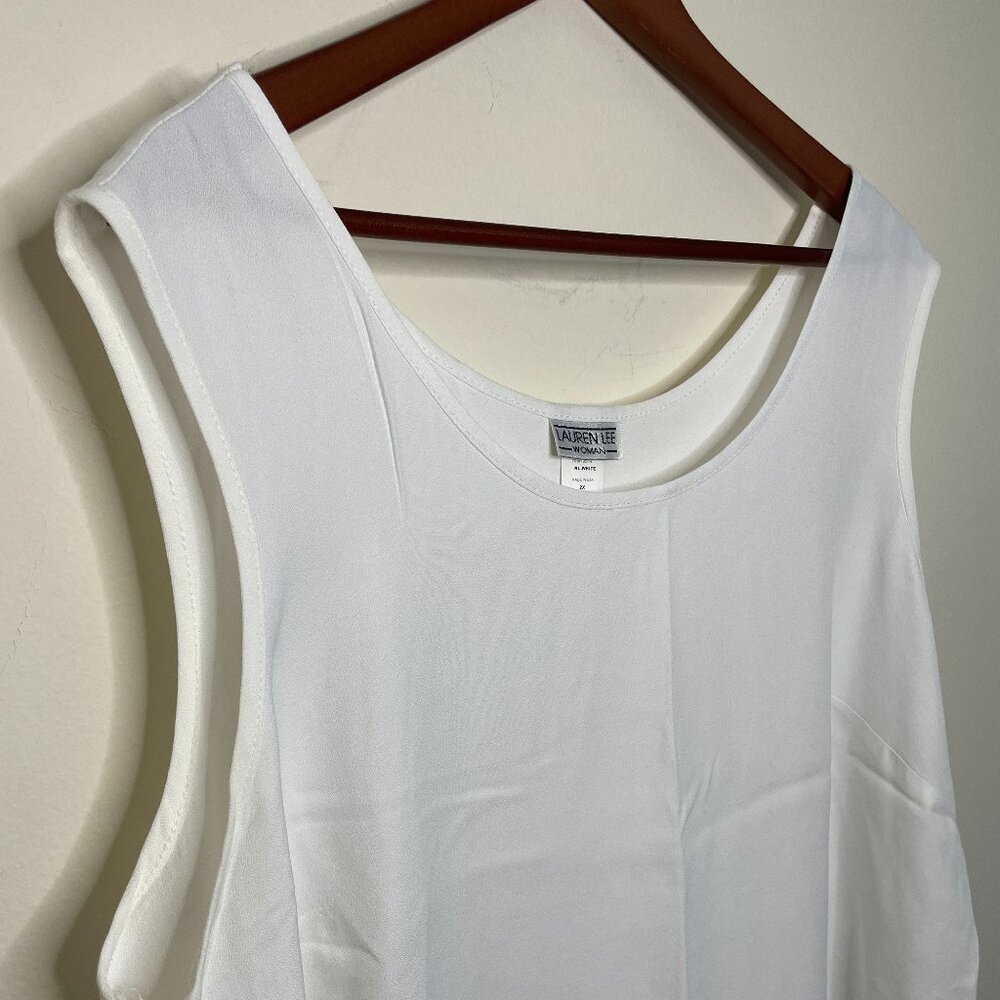 Lauren Lee Woman 2X White Tank Top